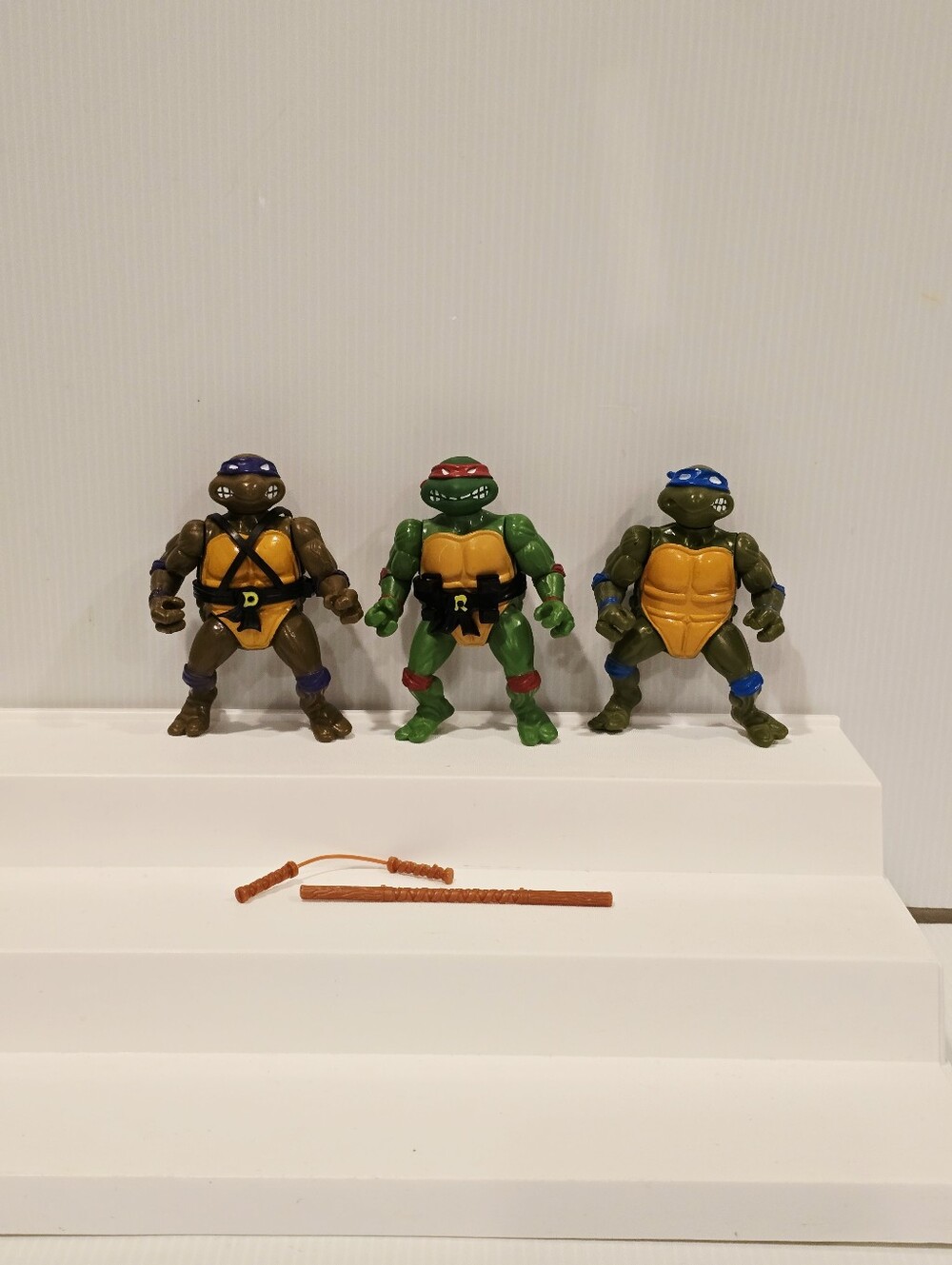 Vintage Teenage Mutant Ninja Turtles TMNT Action Figure Set